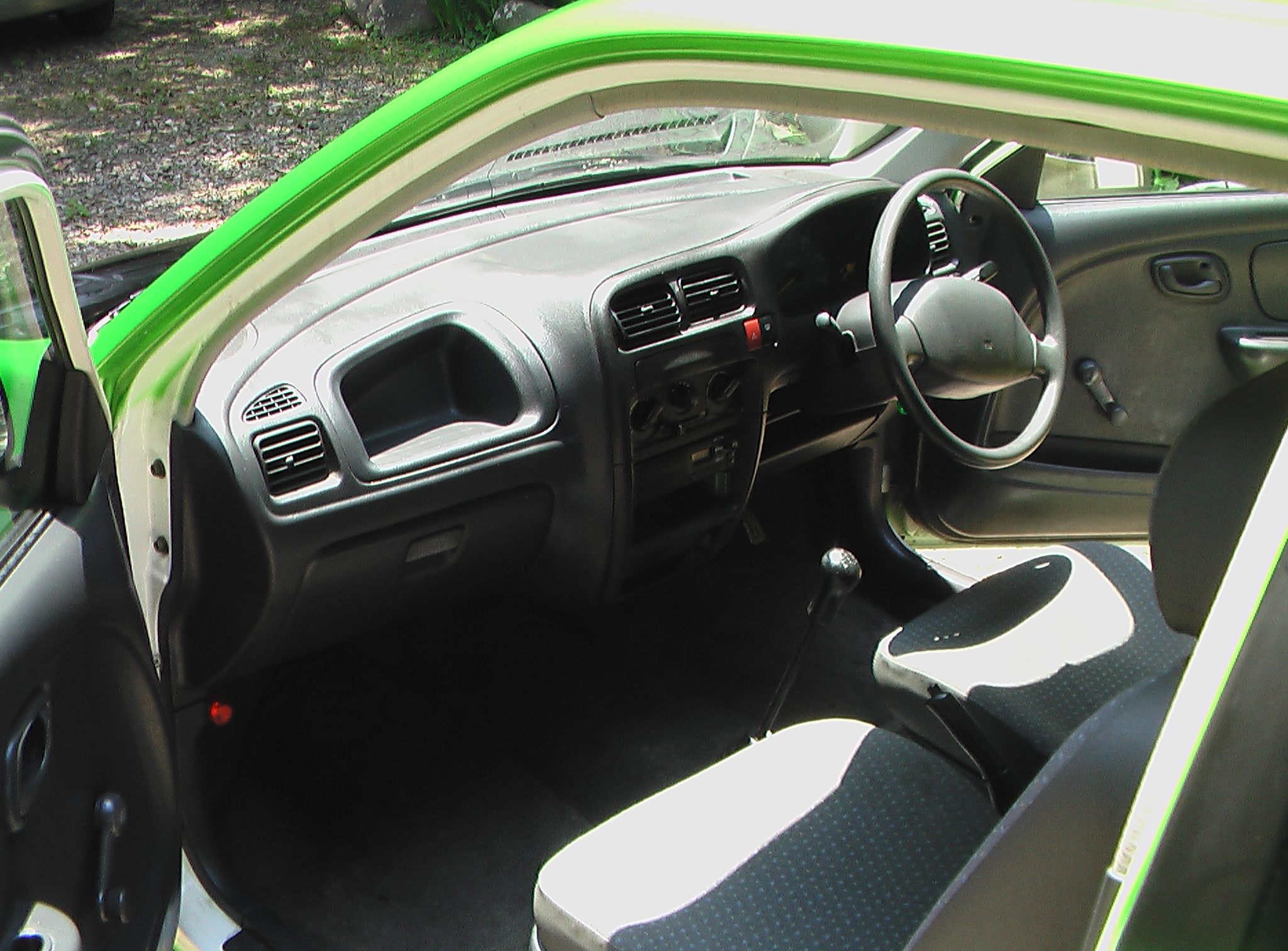 SUZUKI ALTO Vs HA23V right side view